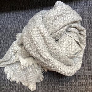 Gorgeous silver cashmere scarf